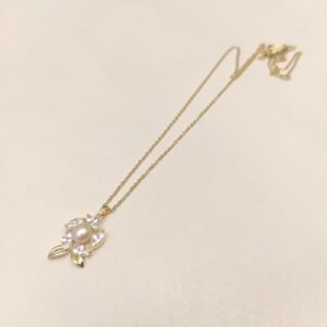 Beautiful Pearls Chain