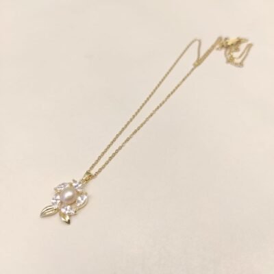 Beautiful Pearls Chain