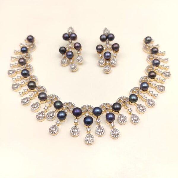 New Pearls Necklace Set