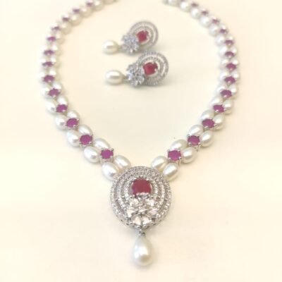 Beautiful Pearls Set