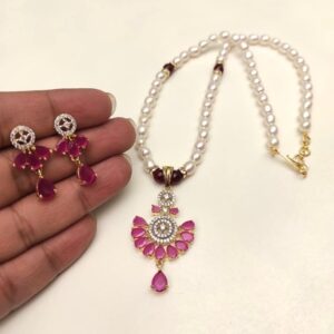 Exclusive Pearls set