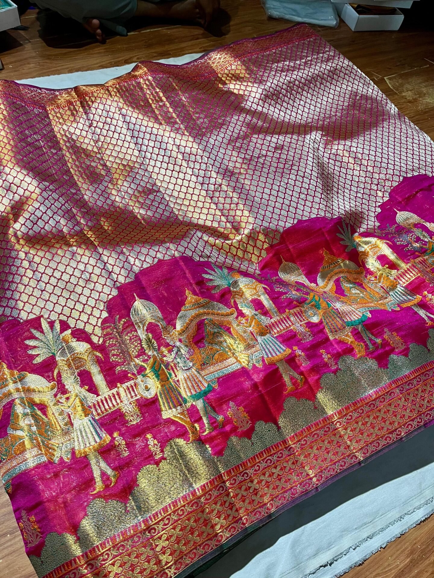 Pure kanchipattu resham double pallaki boarder with checks Meena work designs 2 Pure kanchipattu resham double pallaki boarder with checks Meena work designs - Image 2