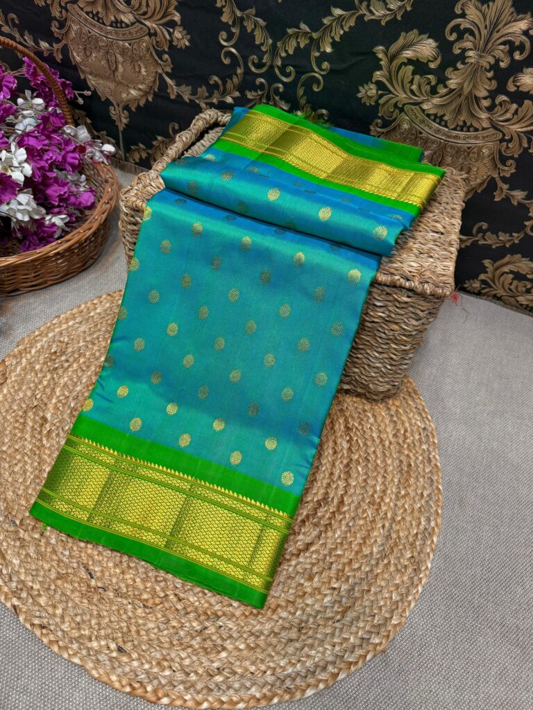 Paithani Sarees Online | Eflina