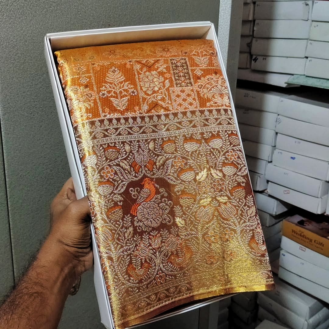 Beautiful pure kanchipattu tissue