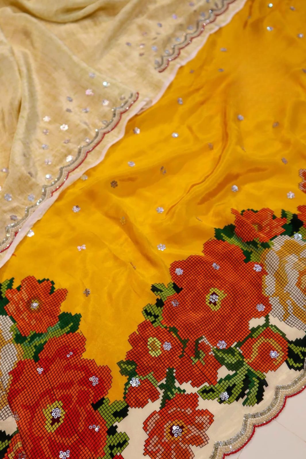 Floral Grace in Pure Crepe Silk Saree 7 Floral Grace in Pure Crepe Silk Saree - Image 7
