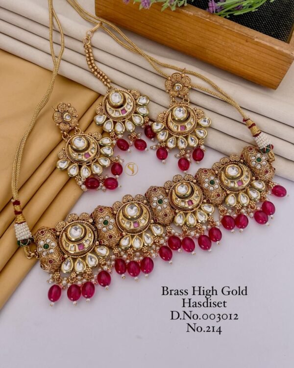 Hasdiset Kundan Antique Necklace