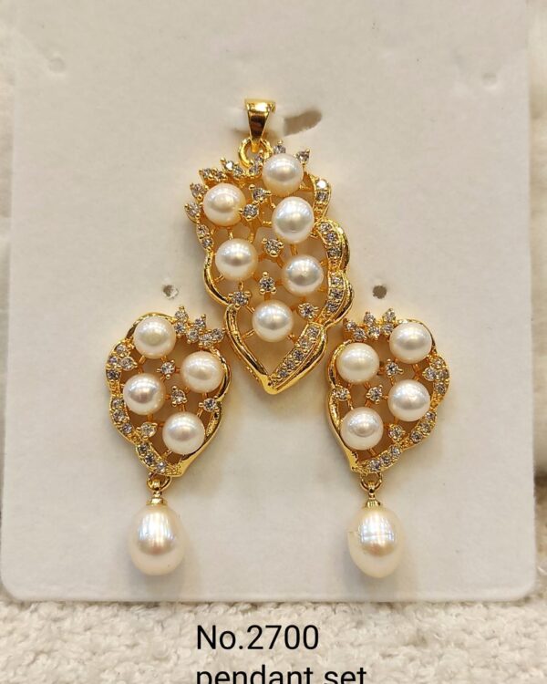 Pearl Pendant Set