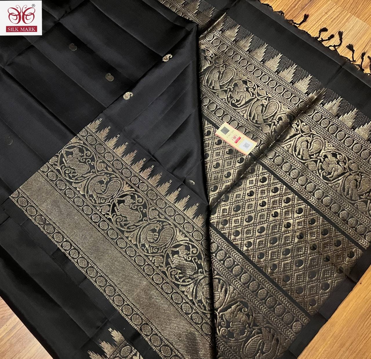 Pure silk Handloom Beautiful Turning work 6 Pure silk Handloom Beautiful Turning work - Image 6