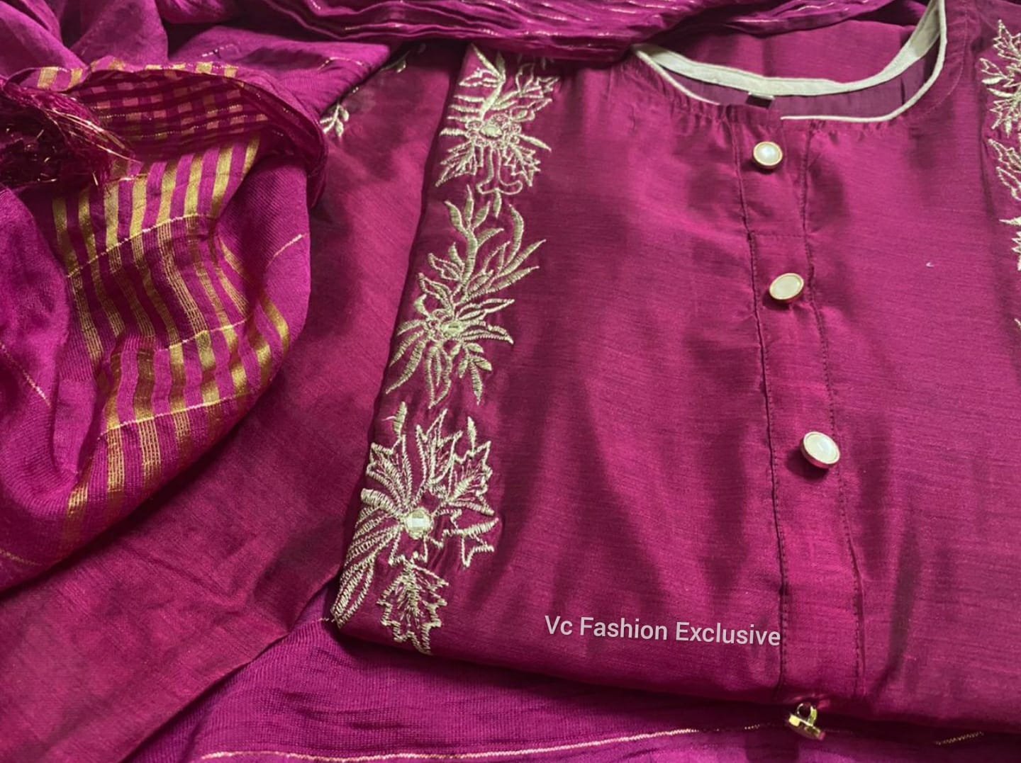 Elegant modal chanderi embroidery suit set 5 Elegant modal chanderi embroidery suit set - Image 5