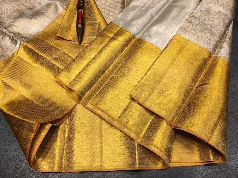 Pure kanchipattu tissue coconut brocade saree 3 Pure kanchipattu tissue coconut brocade saree - Image 3