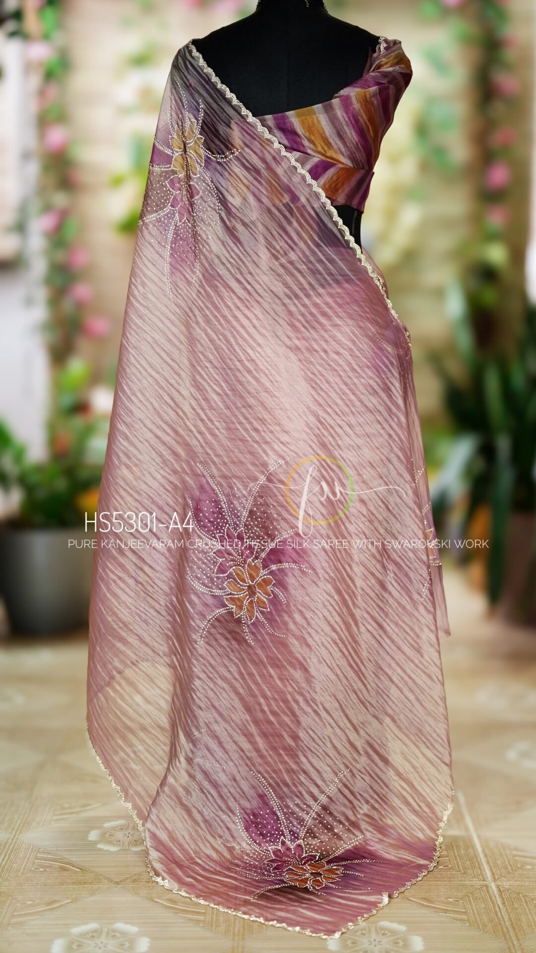 Crushed Kanjeevaram Tissue Silk Saree 9 Crushed Kanjeevaram Tissue Silk Saree - Image 9