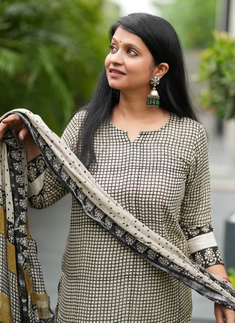 Pure linen cotton hand-block kurti set 3 Pure linen cotton hand-block kurti set - Image 3