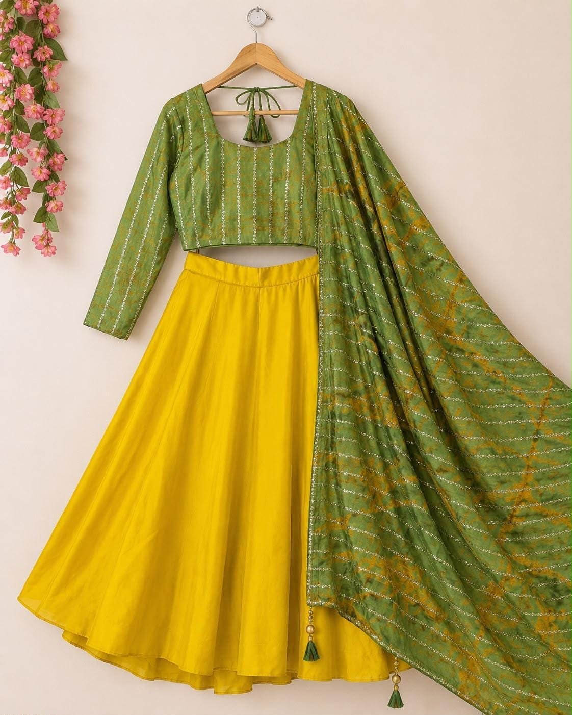 Saundarya Designer Lehenga Set | Eflina 4 Saundarya Designer Lehenga Set | Eflina - Image 4