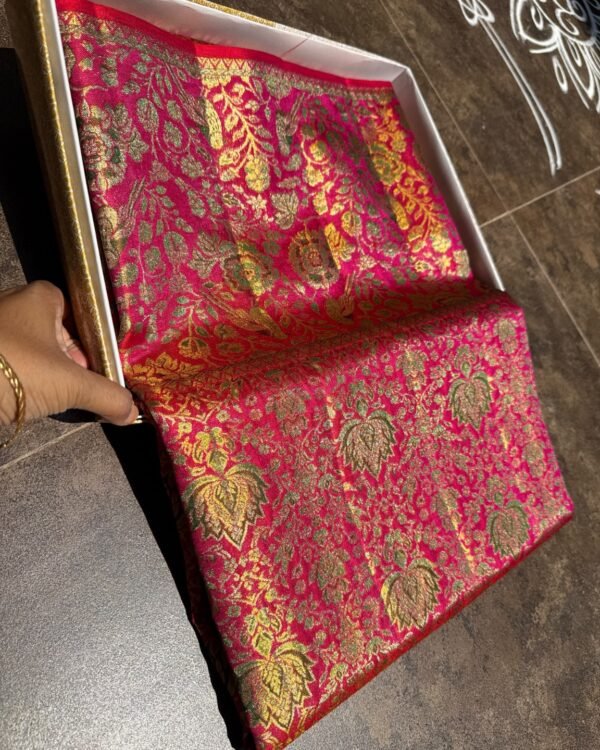 Rani pink Pure Silk Meenakari Kanchipattu Saree with floral weaving and self border