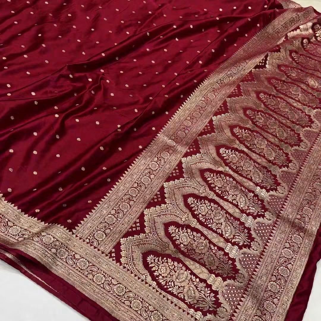 Banarasi Handloom Mashru Silk Saree with Beautiful Zari Pallu 10 Banarasi Handloom Mashru Silk Saree with Beautiful Zari Pallu