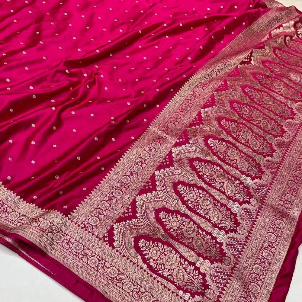 Banarasi Handloom Mashru Silk Saree with Beautiful Zari Pallu 4 Banarasi Handloom Mashru Silk Saree with Beautiful Zari Pallu - Image 4