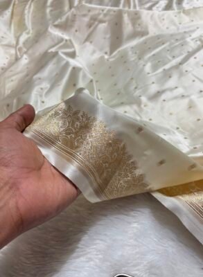 Banarasi Mashru Katan Silk Saree with Beautiful Butti Work