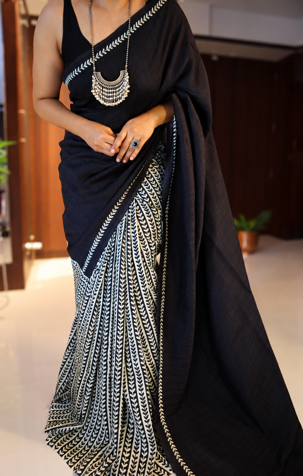 Black Handpainted Tussar Silk Saree 6 Black Handpainted Tussar Silk Saree - Image 6