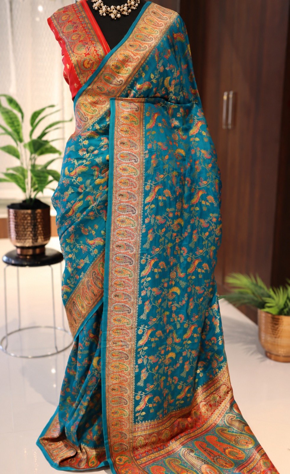 Kani Weaving Pure Munga Silk Saree with Contrast Mango Border 5 Kani weaving pure Munga silk saree in teal blue with contrast mango border – mango border