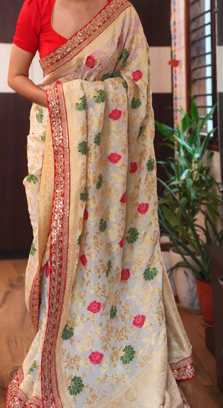 Pure Khaddi Georgette Saree with Beautiful Meenakari Jaal 1 Pure Khaddi Georgette Saree with Beautiful Meenakari Jaal