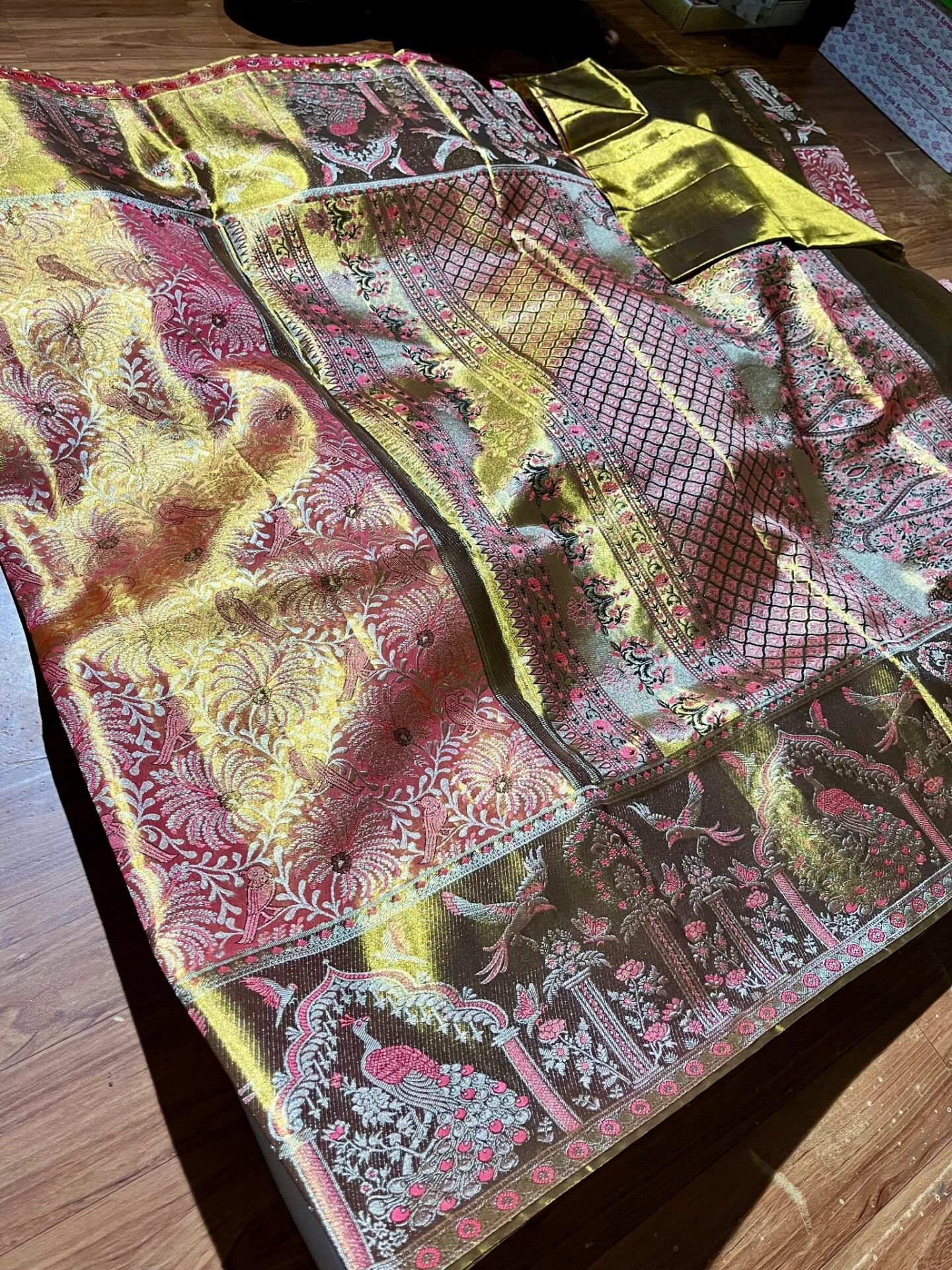 Pure Kanchipuram Tissue Edge-to-Edge Meenakari Brocade Saree – Rose Pink and Gold 2 Pure Kanchipuram tissue saree full view with rose pink and gold meenakari brocade border and pallu