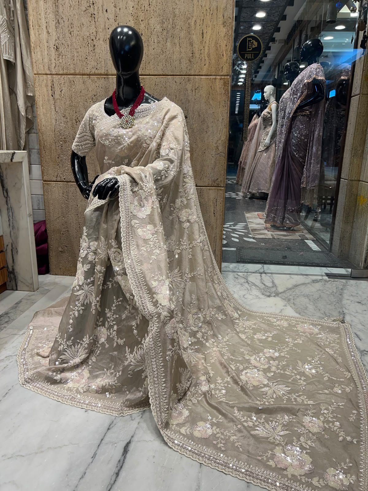 Champagne Beige Floral Embellished Party Wear Saree 7 Champagne Floral Saree Pallu View – floral embellished party wear saree in champagne beige with ivory detailing