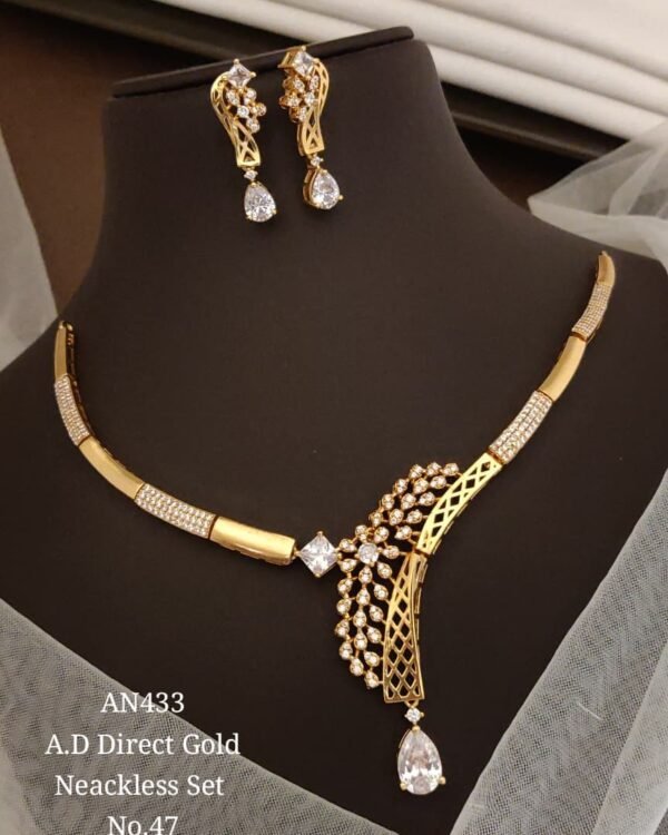 AD Lattice Teardrop Pendant Necklace Set with matching earrings in gold-tone finish
