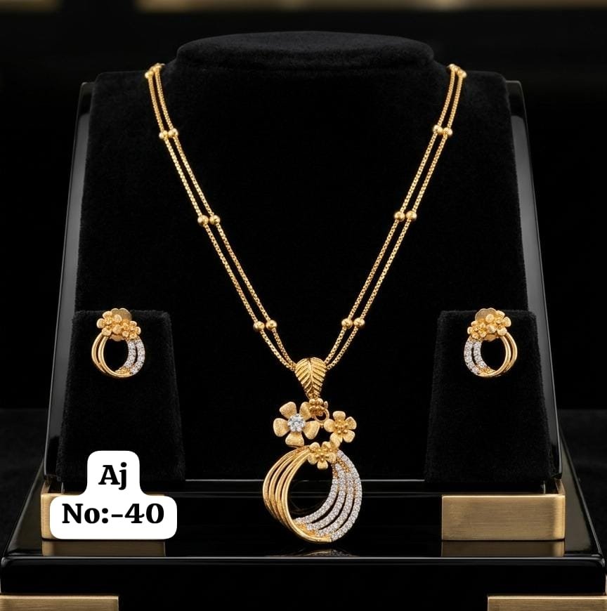 Floral Swirl Antique Pendant Necklace Set 1 Floral Swirl Antique Pendant Necklace Set in gold tone