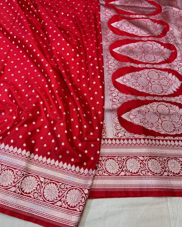 Red Banarasi Mashru silk saree with drop design weaving