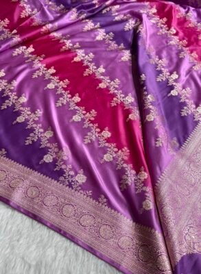 Purple and Magenta Banarasi Mashroo Katan Silk Saree 5 Purple and Magenta Banarasi Mashroo Katan silk saree with Ada floral pattern