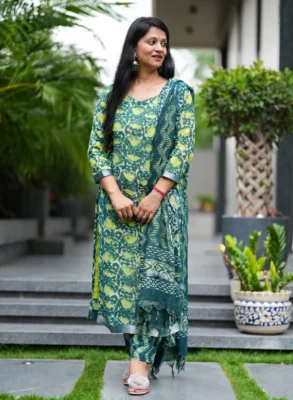 Green Pure Linen Hand Block Suit Set with Lining 8 Green pure linen hand block suit set with cotton pants and linen dupatta