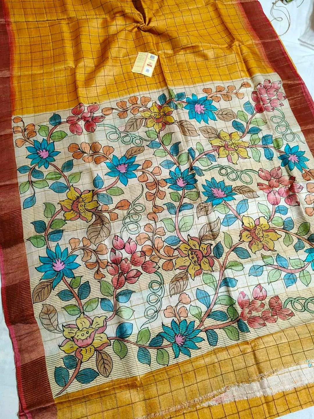 Pure Handloom Tussar Saree with Checks Zari Border and Kalamkari Pallu 5 Pure handloom tussar saree – Mustard / Cream Floral Pallu