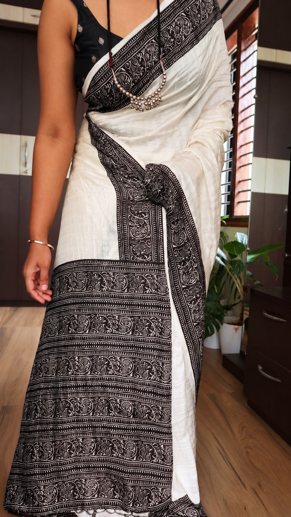 Pure Tussar Silk Kalamkari Block Print Saree 5 Ivory Pure Tussar Silk Kalamkari saree black border front view